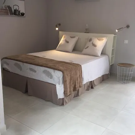 Oda ve Kahvaltı La Blanche Sanary-sur-Mer