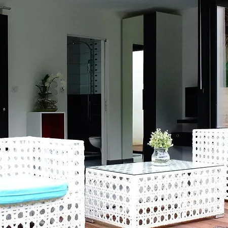 La Blanche فندق مبيت وإفطار