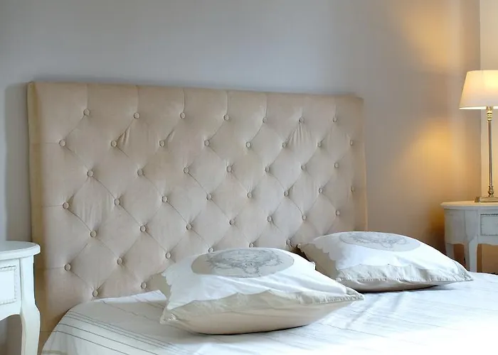 La Blanche Bed & Breakfast *