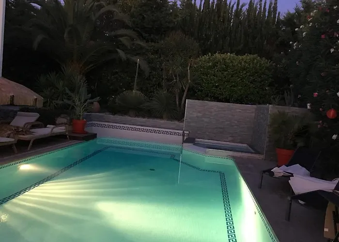 La Blanche Bed & Breakfast