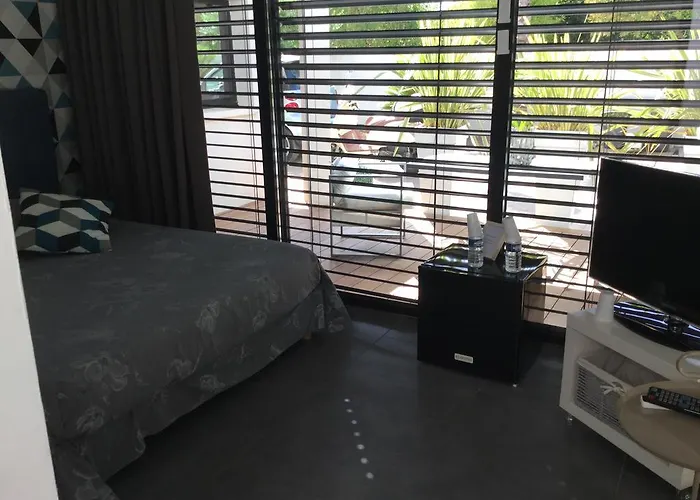 La Blanche Bed & Breakfast